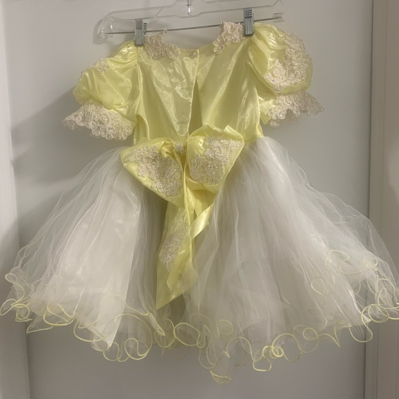 Vintage Kids Beaded Yellow and White Dress - Picture 9 of 12